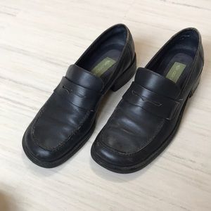 Dockers navy leather penny loafer size 6.5
